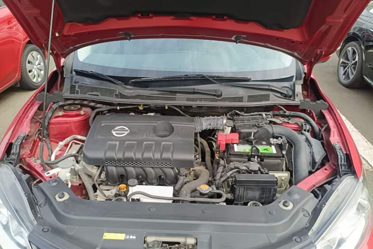 Used Nissan Tiida 2019 1.6L CVT Smart Drive Version China VI Standard Engine Bay