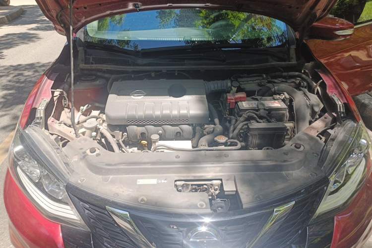 Used Nissan Tiida 2019 1.6L CVT Smart Drive Version China VI Standard Engine Bay