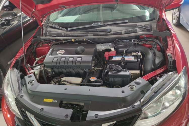 Used Nissan Tiida 2019 1.6L CVT Smart Drive Version China VI Standard Engine Bay