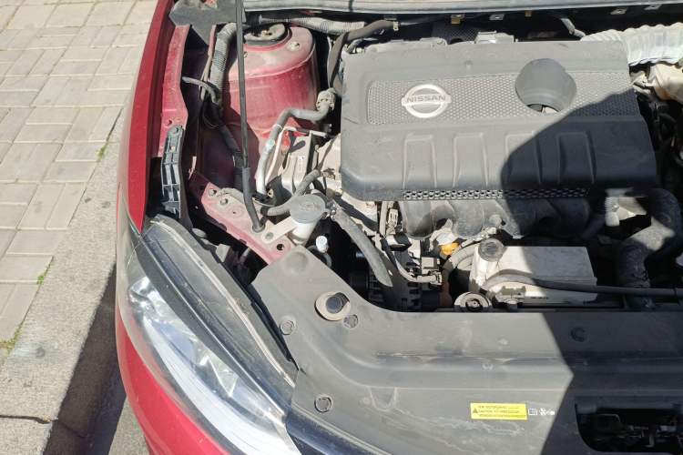 Used Nissan Tiida 2019 1.6L CVT Smart Drive Version China VI Standard Engine Bay Right