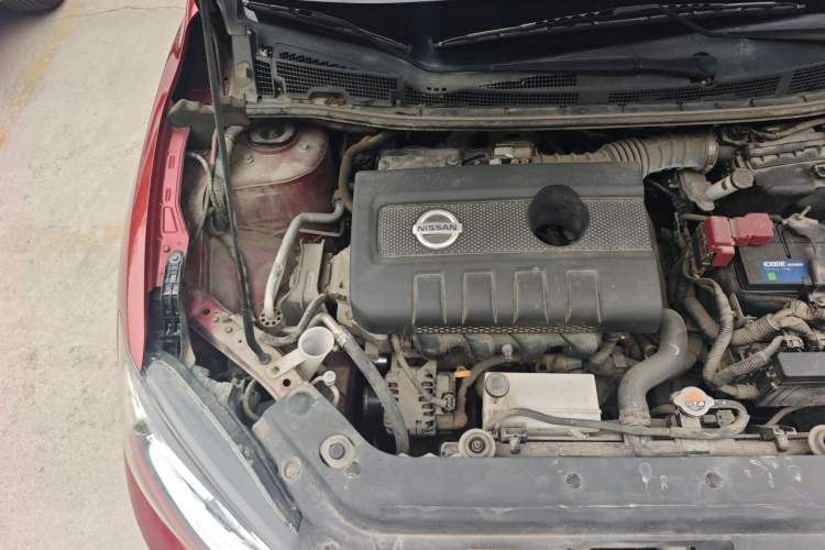 Used Nissan Tiida 2019 1.6L CVT Smart Drive Version China VI Standard Engine Bay Right