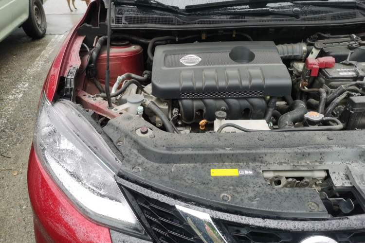 Used Nissan Tiida 2019 1.6L CVT Smart Drive Version China VI Standard Engine Bay Right