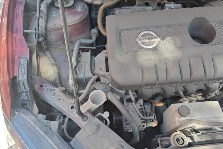 Used Nissan Tiida 2019 1.6L CVT Smart Drive Version China VI Standard Engine Bay Right