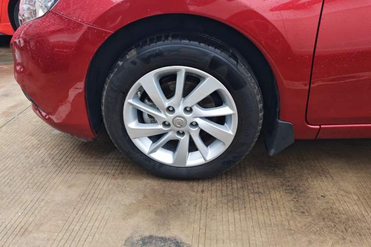 Used Nissan Tiida 2019 1.6L CVT Cool Edition China VI Standard Exterior 4