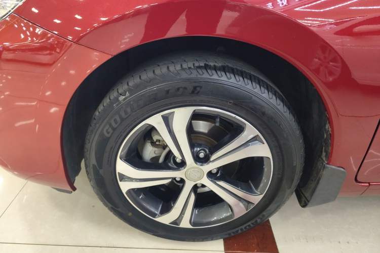 Used Nissan Tiida 2019 1.6L CVT Smart Drive Version China VI Standard Exterior 4