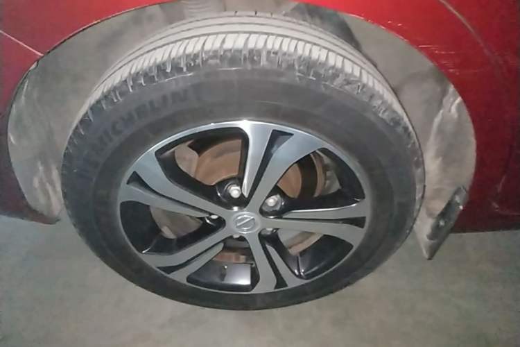 Used Nissan Tiida 2019 1.6L CVT Smart Drive Version China VI Standard Exterior 5