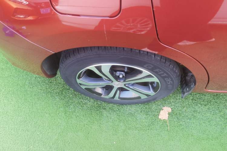 Used Nissan Tiida 2019 1.6L CVT Smart Drive Version China VI Standard Exterior 8