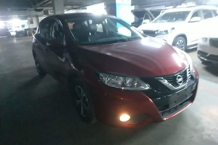 Used Nissan Tiida 2019 1.6L CVT Smart Drive Version China VI Standard Front Right 45 Deg