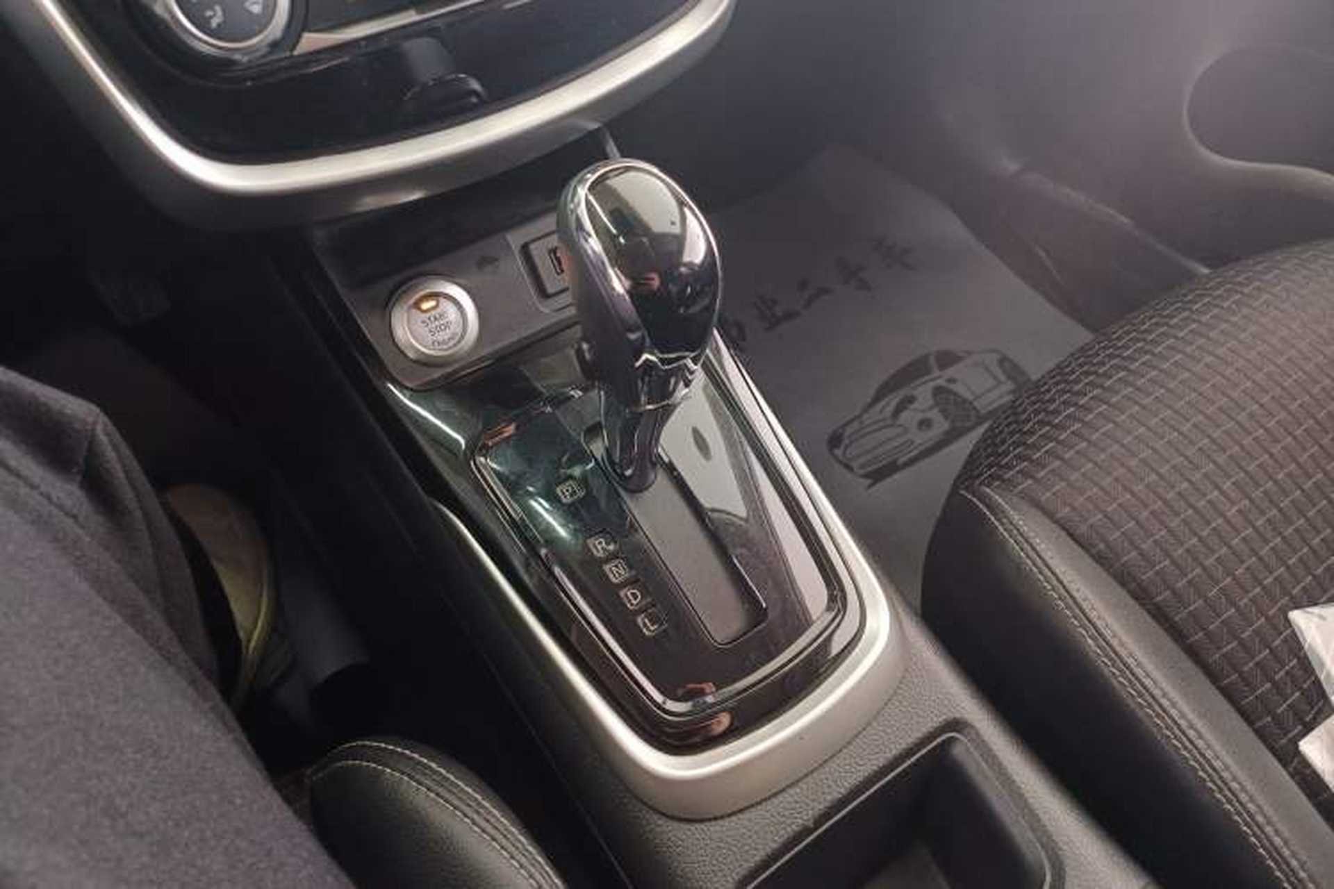 Used Nissan Tiida 2019 1.6L CVT Smart Drive Version China VI Standard Gear Lever