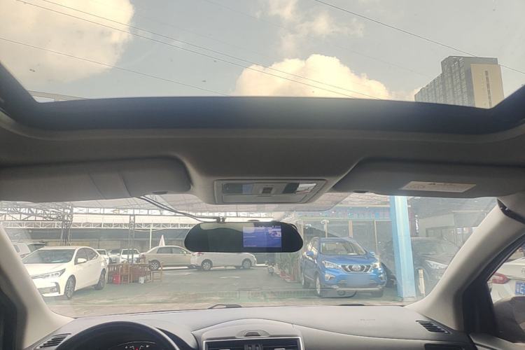 Used Nissan Tiida 2019 1.6L CVT Cool Edition China VI Standard Headliner