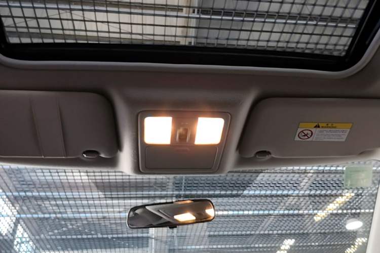 Used Nissan Tiida 2019 1.6L CVT Cool Edition China VI Standard Headliner