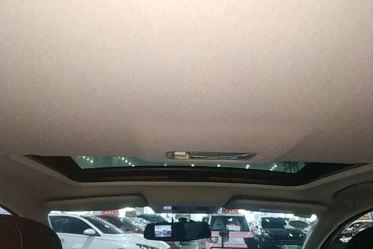 Used Nissan Tiida 2019 1.6L CVT Cool Edition China VI Standard Headliner