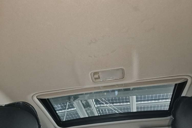 Used Nissan Tiida 2019 1.6L CVT Cool Dynamic Version China V Standard Headliner