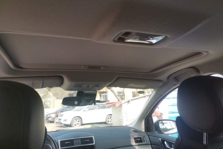 Used Nissan Tiida 2019 1.6L CVT ZhiZun Edition China V Standard Headliner