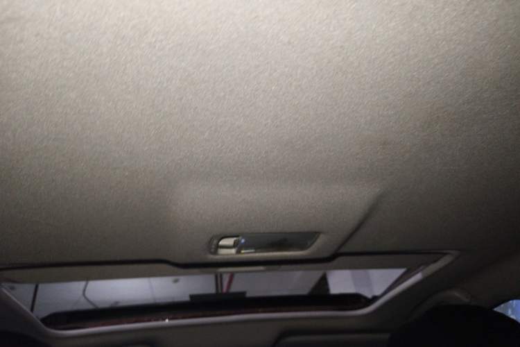 Used Nissan Tiida 2019 1.6L CVT Smart Drive Version China VI Standard Headliner