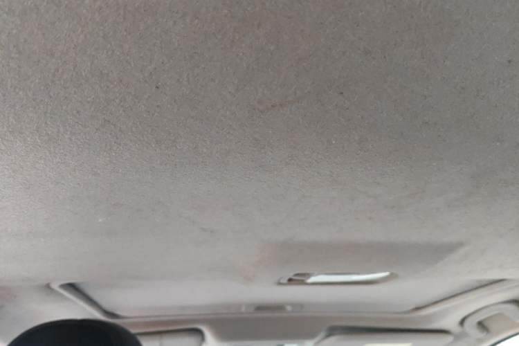 Used Nissan Tiida 2019 1.6L CVT Smart Drive Version China V Standard Headliner