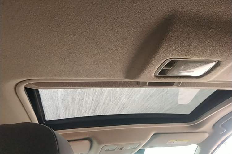 Used Nissan Tiida 2019 1.6L CVT Cool Edition China VI Standard Headliner