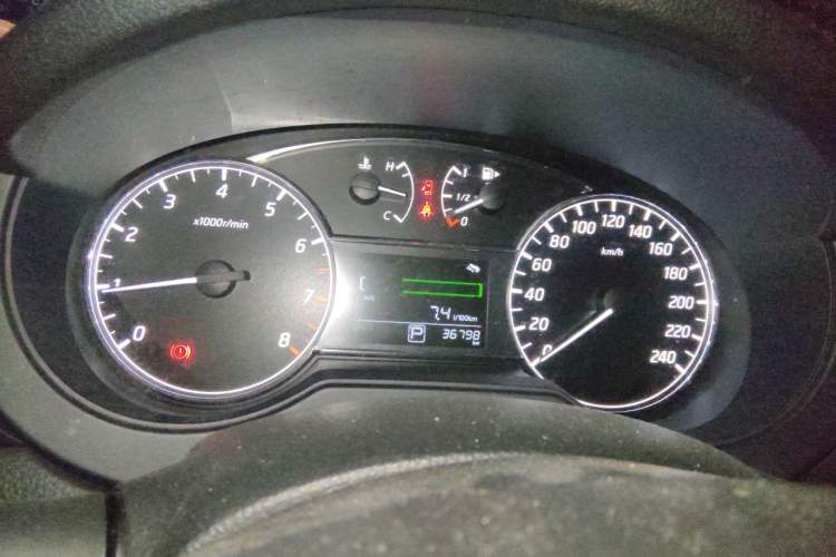 Used Nissan Tiida 2019 1.6L CVT Cool Edition China VI Standard Instrument Cluster