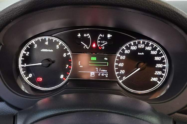 Used Nissan Tiida 2019 1.6L CVT Cool Edition China VI Standard Instrument Cluster