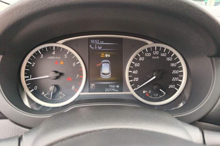 Used Nissan Tiida 2019 1.6L CVT Smart Drive Version China V Standard Instrument Cluster