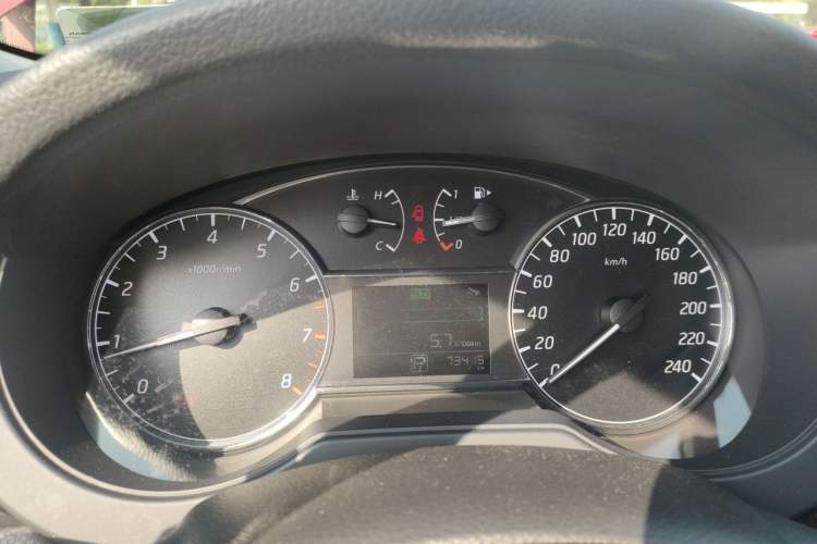 Used Nissan Tiida 2019 1.6L CVT Cool Edition China VI Standard Instrument Cluster