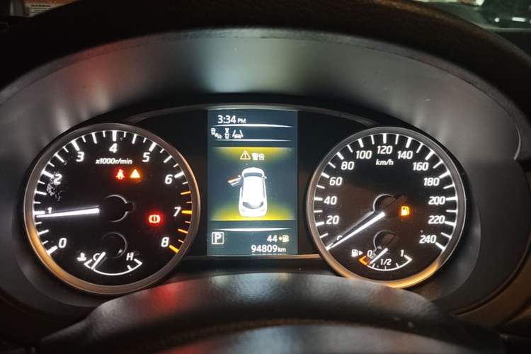 Used Nissan Tiida 2019 1.6L CVT Smart Drive Version China VI Standard Instrument Cluster