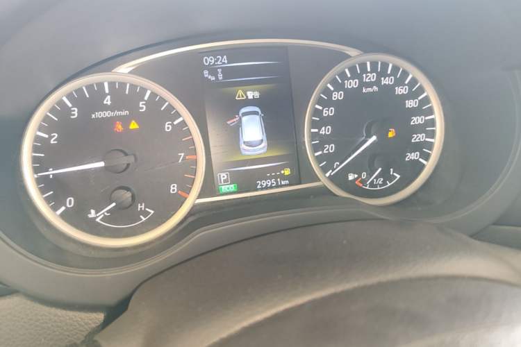 Used Nissan Tiida 2019 1.6L CVT Smart Enjoyment Version China VI Standard Instrument Cluster