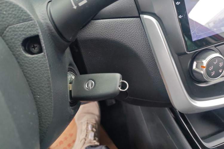 Used Nissan Tiida 2019 1.6L CVT Cool Edition China VI Standard Interior 1