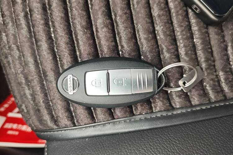 Used Nissan Tiida 2019 1.6L CVT Smart Drive Version China VI Standard Interior 1