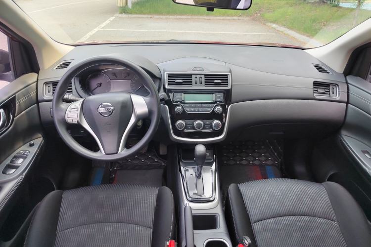 Used Nissan Tiida 2019 1.6L CVT Cool Dynamic Version China V Standard Interior 1