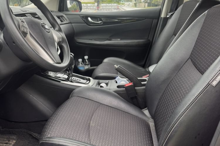 Used Nissan Tiida 2019 1.6L CVT Smart Drive Version China VI Standard Interior 2