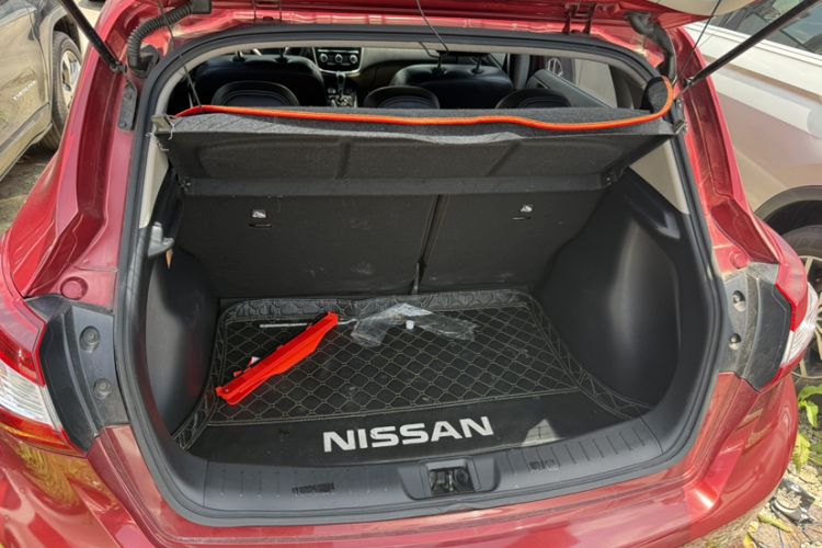 Used Nissan Tiida 2019 1.6L CVT Smart Drive Version China VI Standard Interior 3