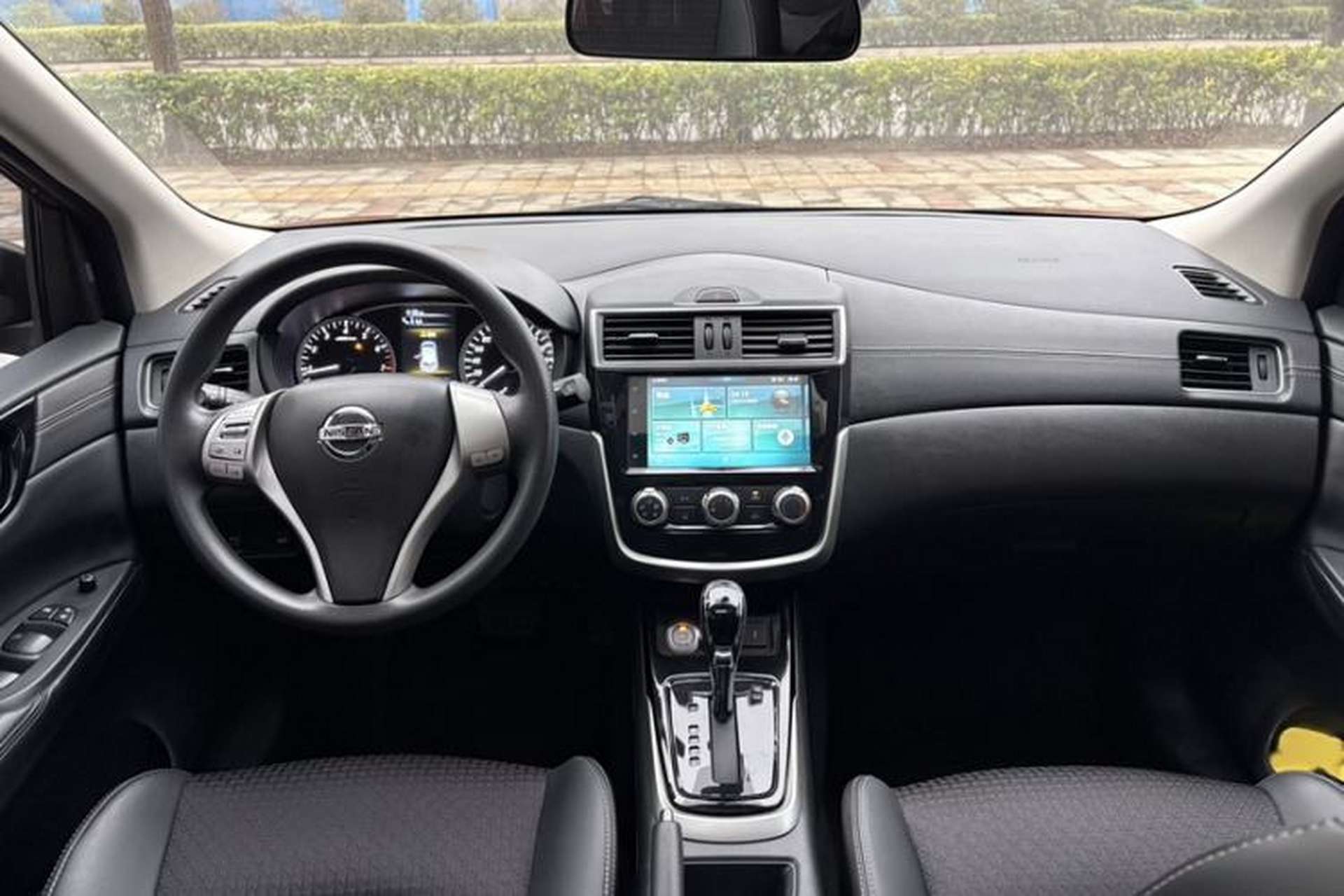 Used Nissan Tiida 2019 1.6L CVT Smart Drive Version China VI Standard Interior 4