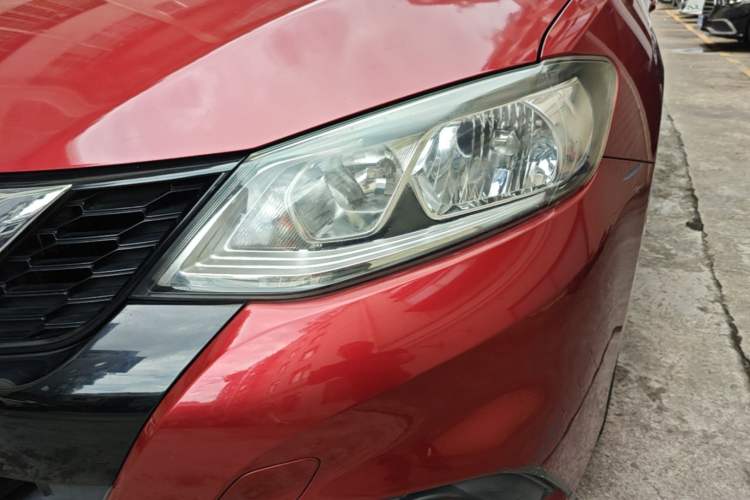 Used Nissan Tiida 2019 1.6L CVT Smart Drive Version China VI Standard Left Front Headlight