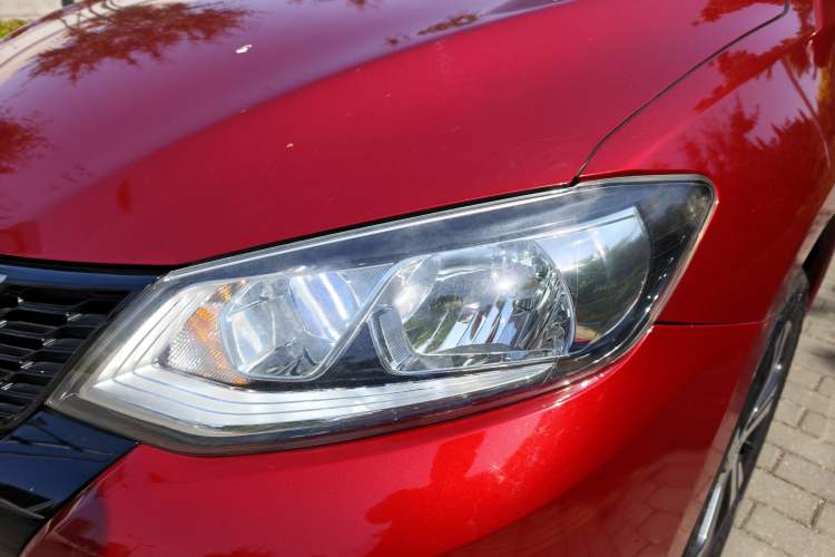 Used Nissan Tiida 2019 1.6L CVT Smart Drive Version China VI Standard Left Front Headlight