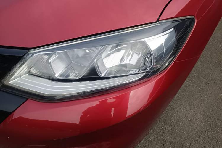 Used Nissan Tiida 2019 1.6L CVT Smart Drive Version China VI Standard Left Front Headlight