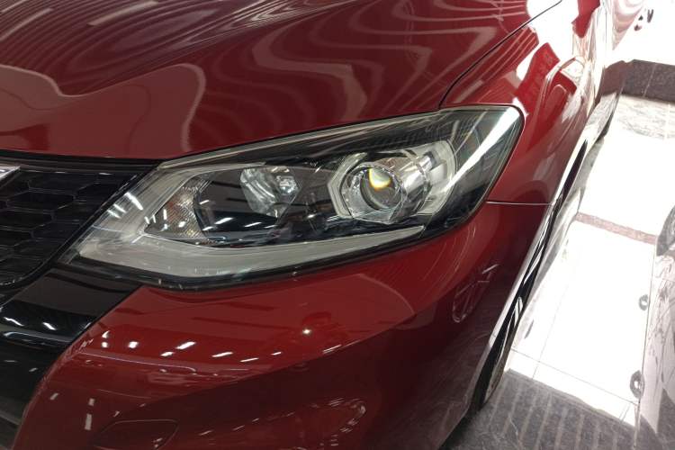 Used Nissan Tiida 2019 1.6L CVT Smart Enjoyment Version China VI Standard Left Front Headlight