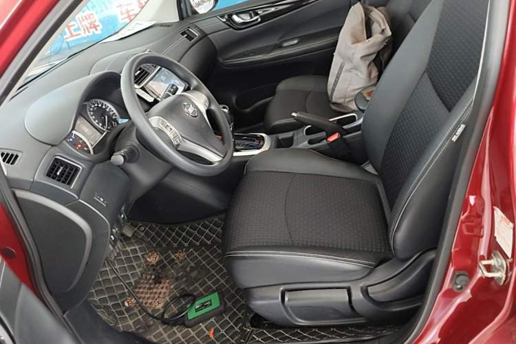 Used Nissan Tiida 2019 1.6L CVT Smart Drive Version China VI Standard Left Front Seat