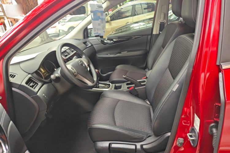 Used Nissan Tiida 2019 1.6L CVT Smart Drive Version China VI Standard Left Front Seat