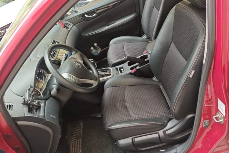 Used Nissan Tiida 2019 1.6L CVT Smart Drive Version China VI Standard Left Front Seat