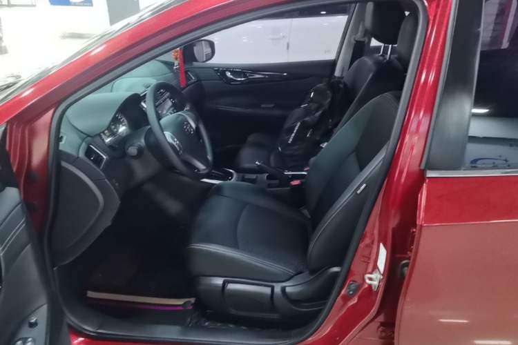 Used Nissan Tiida 2019 1.6L CVT Smart Drive Version China VI Standard Left Front Seat