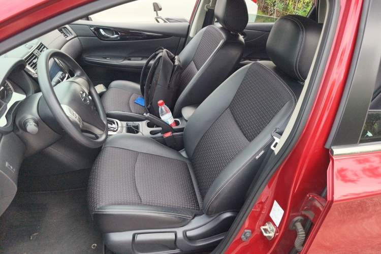 Used Nissan Tiida 2019 1.6L CVT Smart Drive Version China V Standard Left Front Seat
