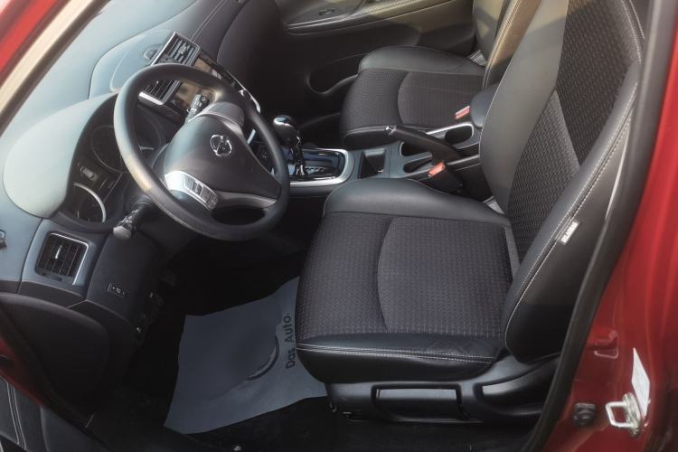 Used Nissan Tiida 2019 1.6L CVT Smart Drive Version China VI Standard Left Front Seat
