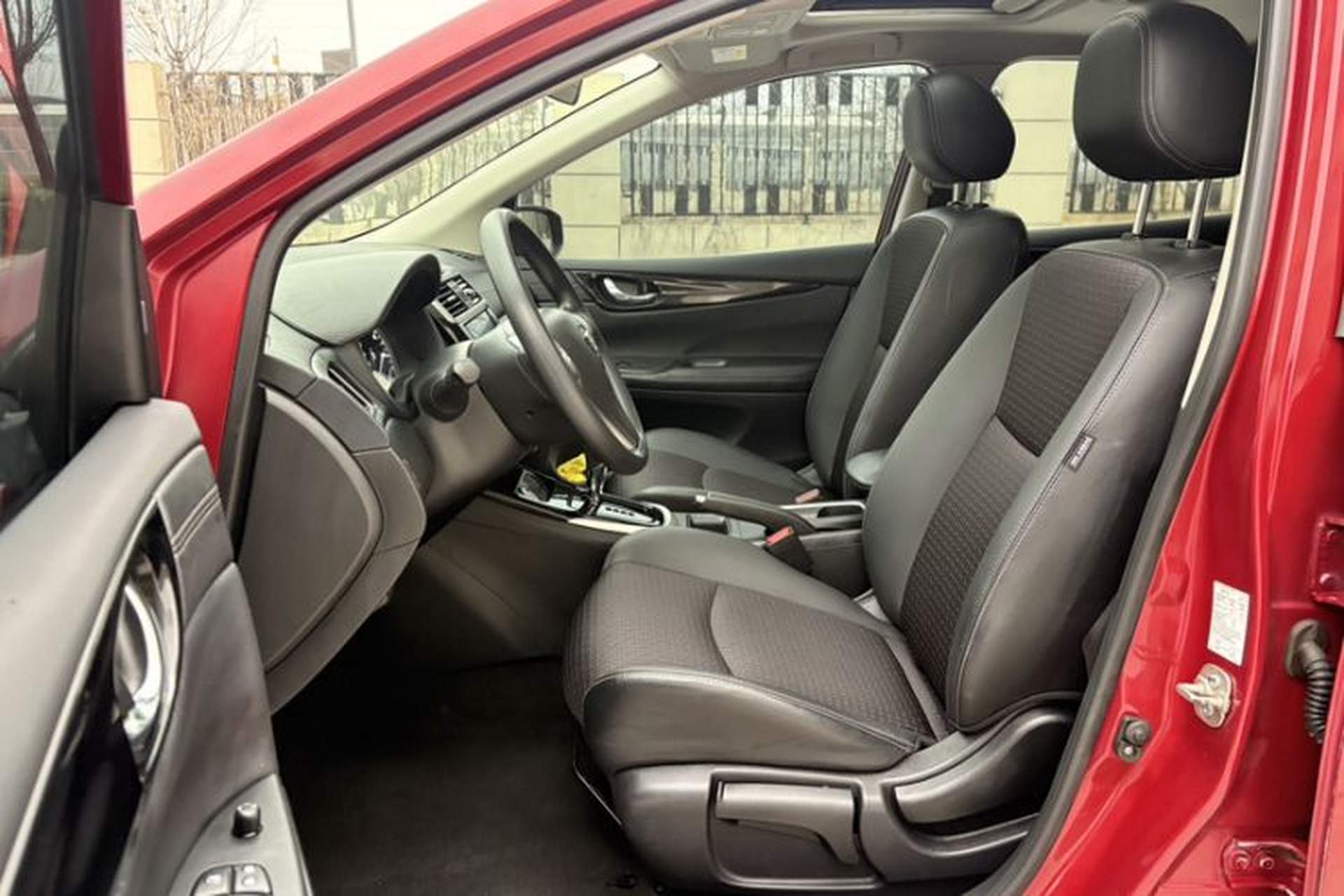 Used Nissan Tiida 2019 1.6L CVT Smart Drive Version China VI Standard Left Front Seat