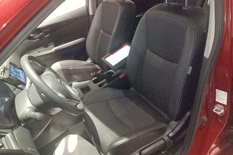 Used Nissan Tiida 2019 1.6L CVT Smart Drive Version China VI Standard Left Front Seat