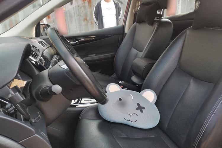 Used Nissan Tiida 2019 1.6L CVT ZhiZun Edition China V Standard Left Front Seat