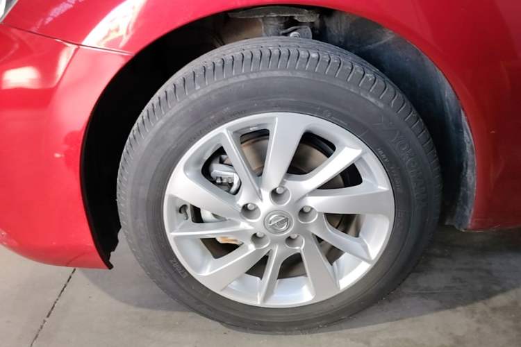 Used Nissan Tiida 2019 1.6L CVT Cool Edition China VI Standard Left Front Wheel Hub
