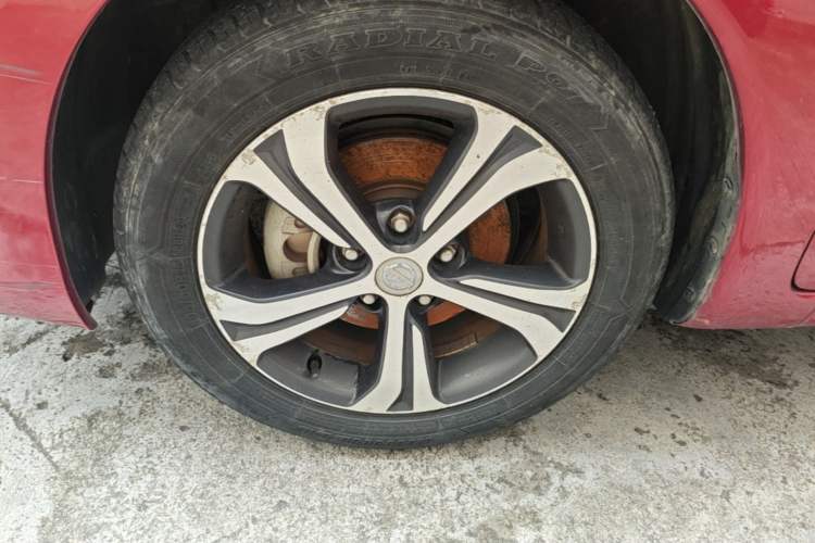 Used Nissan Tiida 2019 1.6L CVT Smart Drive Version China VI Standard Left Front Wheel Hub