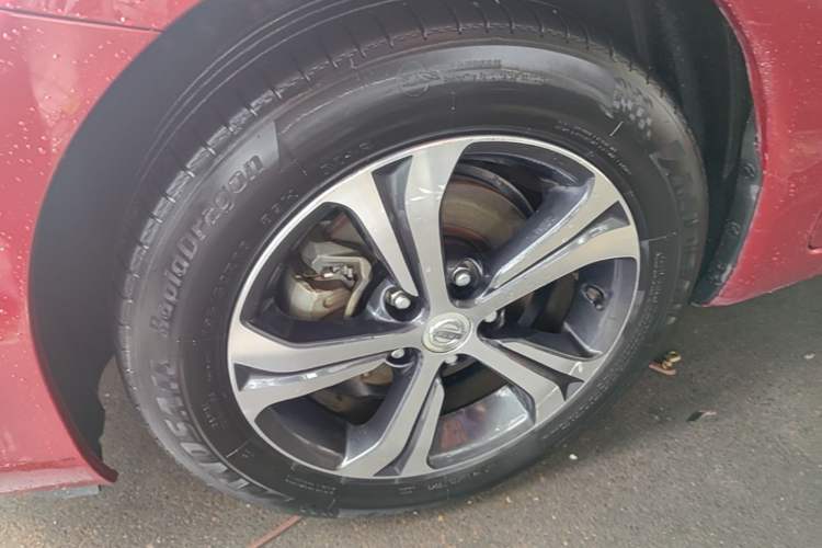 Used Nissan Tiida 2019 1.6L CVT Smart Drive Version China VI Standard Left Front Wheel Hub