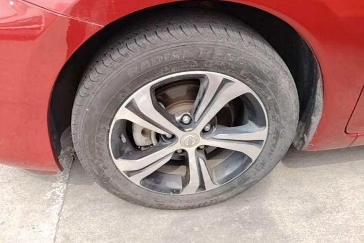 Used Nissan Tiida 2019 1.6L CVT Smart Drive Version China VI Standard Left Front Wheel Hub
